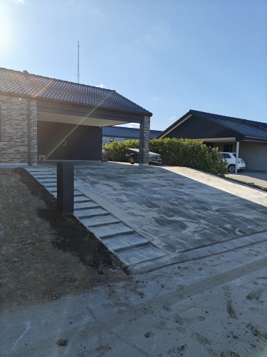 Ny belægning til indkørsel og carport