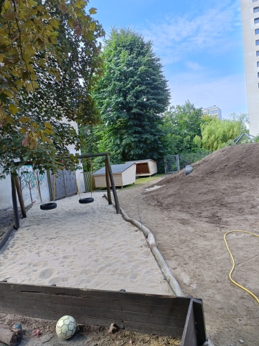 Anlægsentreprise af legeplads